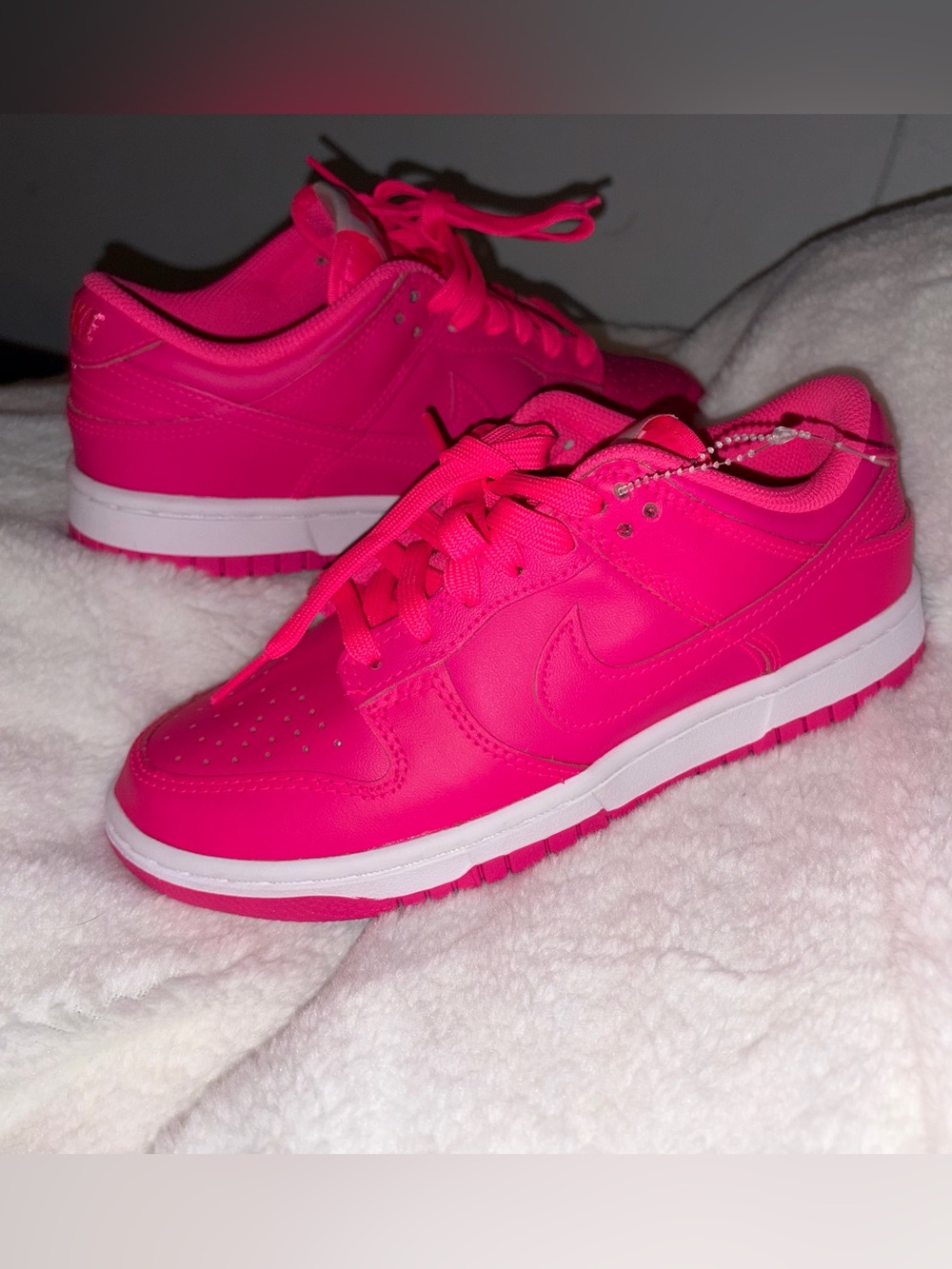 NIKE | Dunk Low | Hyper Pink | Women | Size 6.5 | Like New | Kicks | Neon